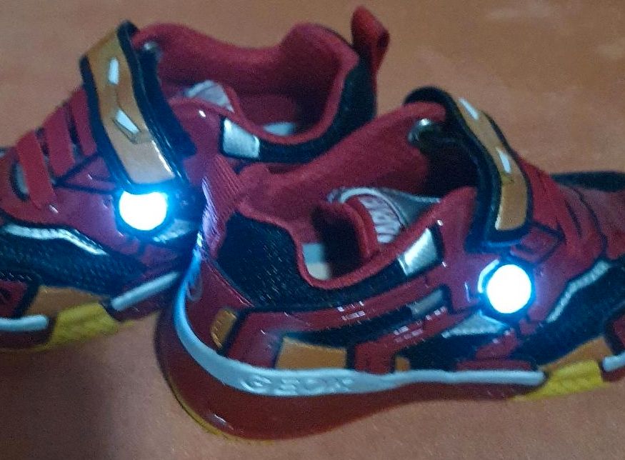 Geox Sneakers Iron Man, *Neu MARVEL Black/Red in Illingen