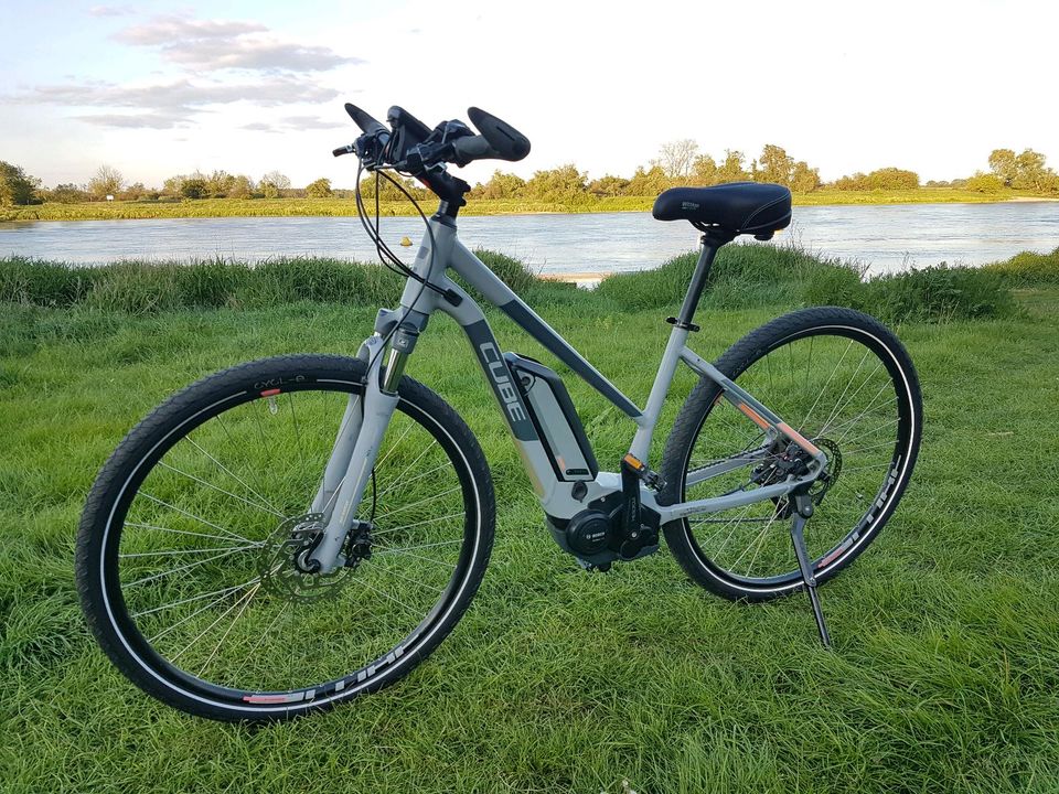 E-Bike Cube Cross Hybrid One 500, Größe 46 cm in Magdeburg