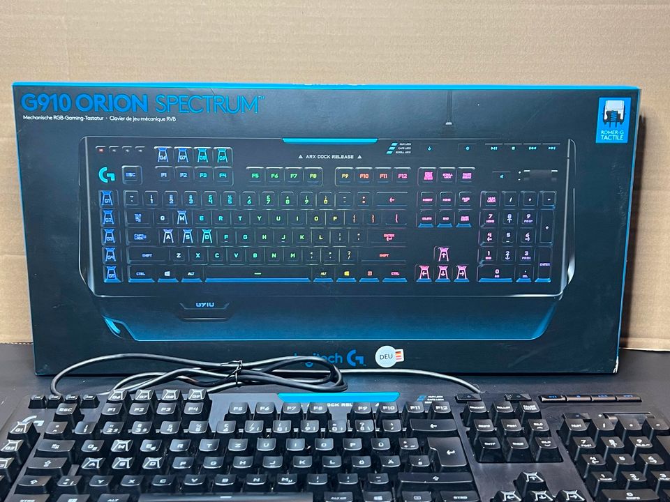 Logitech G910 Orion Spectrum mechanische Gaming Tastatur in Wolfsburg