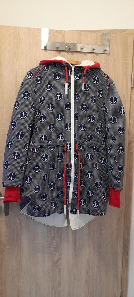 Tragejacke/Umstandsjacke von Babybauchverpackung Gr.44/46 in Ahrenshagen-Daskow