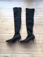 Bershka Damen Overknee Stiefel Strumpfstiefel 37 Schwarz wie neu Nordrhein-Westfalen - Medebach Vorschau