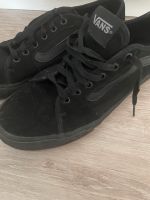 Vans Sneaker allblack schwarz Gr.44 Top Nordrhein-Westfalen - Lemgo Vorschau