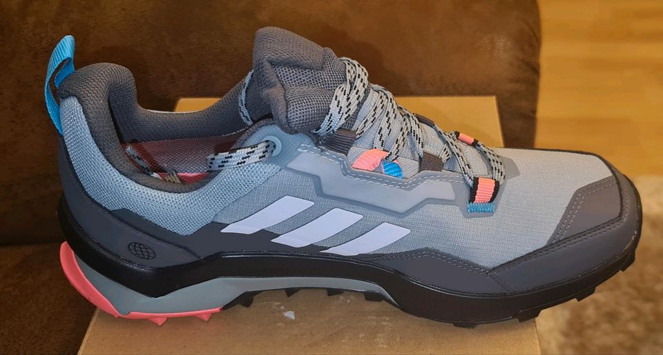 Adidas Goretex Damen Trekkingschuhe NEU in Lüdenscheid