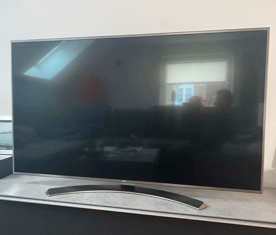LG Smart TV 65 Zoll in Eislingen (Fils)