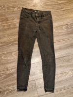 FB Skinny Push Up Jeans super strechi W30 38 Niedersachsen - Großheide Vorschau