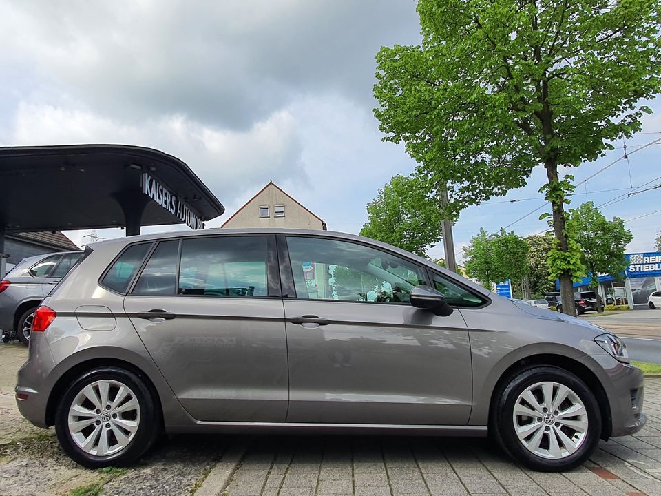 VW GOLF Automatik Langzeitmieten Autovermietung Mieten Leihwagen in Dortmund