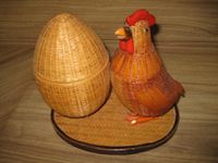Deko, Huhn mit Ei aus Rattan Dresden - Gorbitz-Süd Vorschau