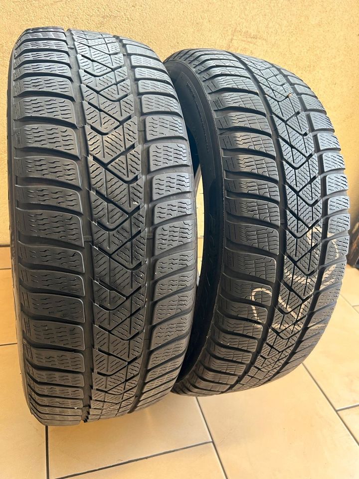 2x 205 60 R16 96H Winterreifen Pirelli 5mm DOT:4219 in Meschede