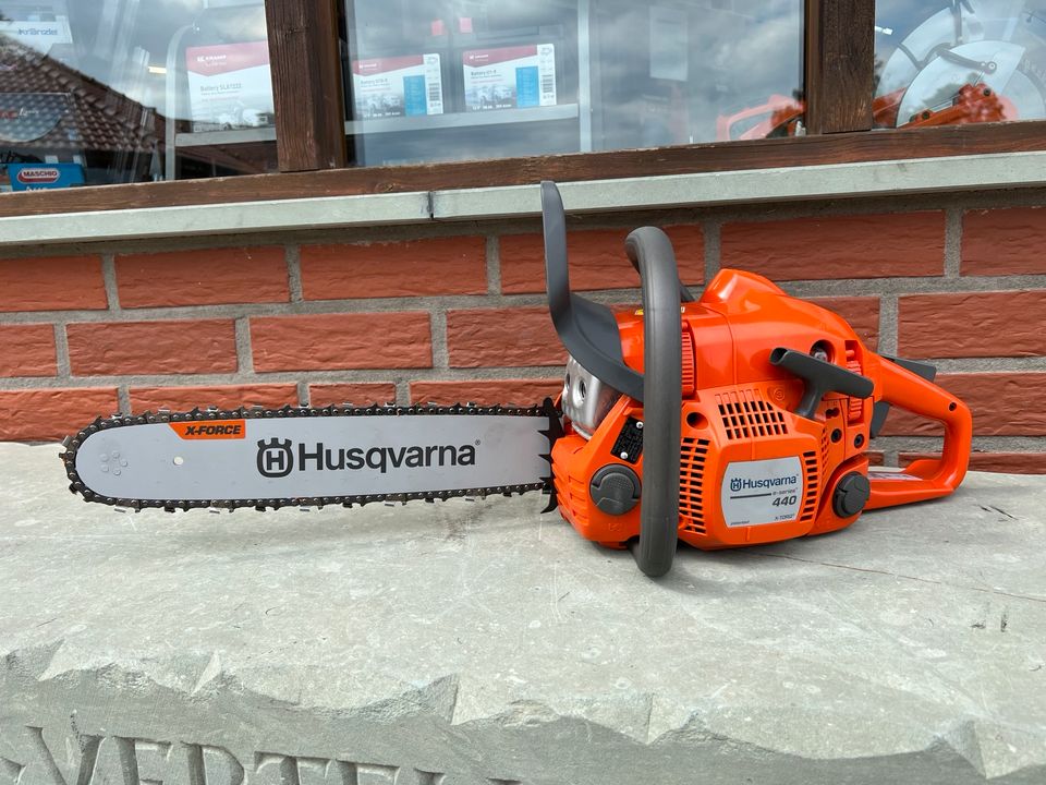 Husqvarna Motorsäge 440 15 Neugerät Kettensäge in Nordrhein