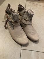 Damen Rieker Beige Stiefeletten Neu Schuhe Modisch Nordrhein-Westfalen - Vettweiß Vorschau