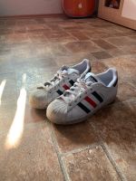 Adidas Superstar Gr. 37 1/3 Hessen - Kassel Vorschau