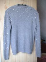 Strickpullover grau mit Perlen Nordrhein-Westfalen - Essen-Haarzopf Vorschau