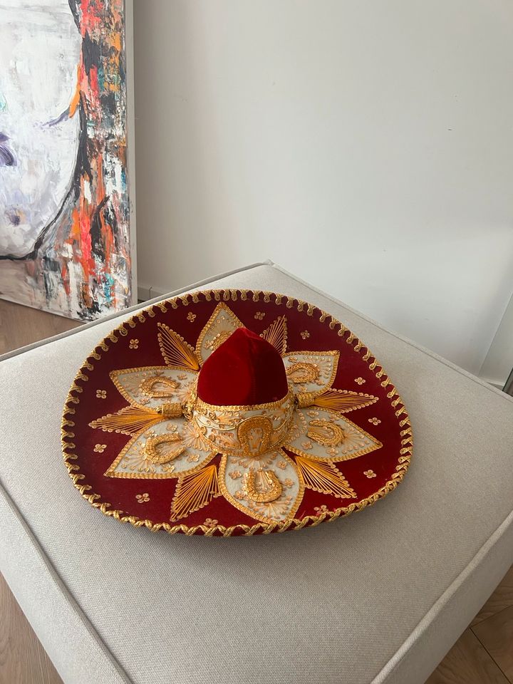 mexikanischer sombrero in Berlin