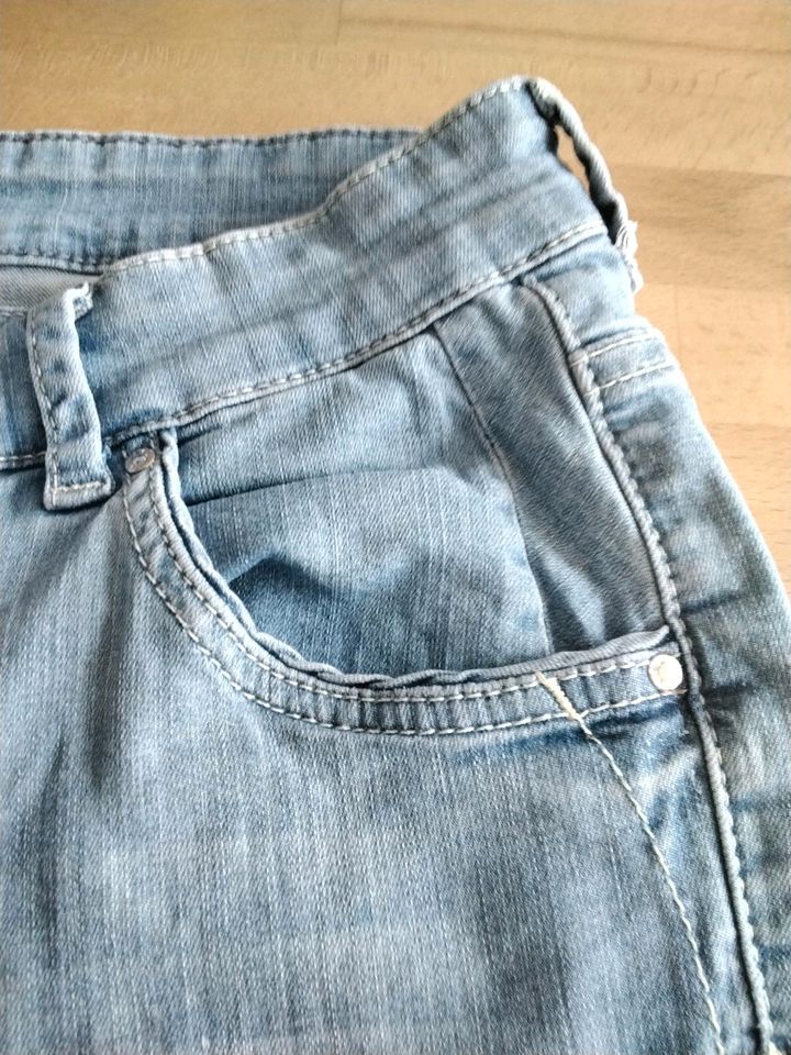 Caprijeans von Mac Gr. 38 in Crailsheim