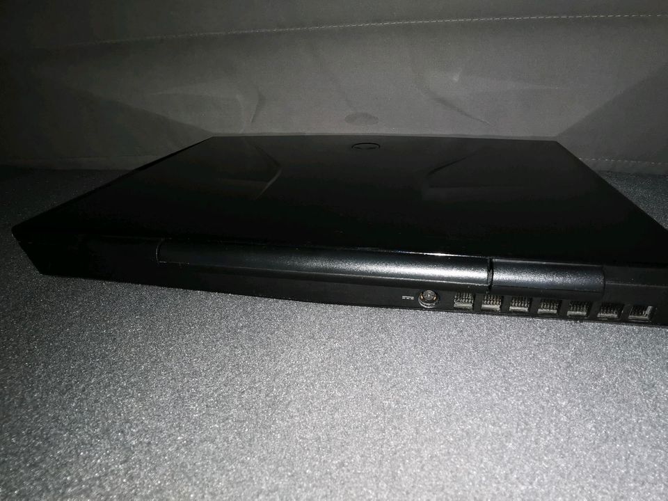 Alienware m11x Gaming Laptop Notebook in Dresden