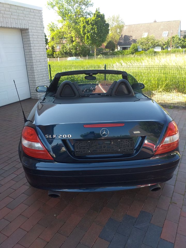 Mercedes SLK 200 R171 Cabrio/Roadster in Laatzen