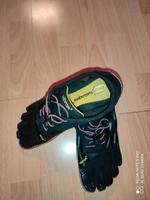 Fivefingers Vibram Barfußschuh Gr.40 ultra leicht flexibel Sachsen - Zwoenitz Vorschau