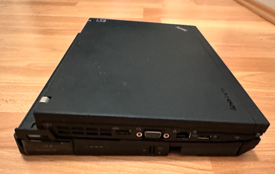 Lenovo ThinkPad X200S | Dockingstation | Intel L9400, 4GB, Win10 in Hamburg