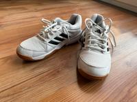 Hallenschuhe Adidas 38 2/3 Berlin - Biesdorf Vorschau