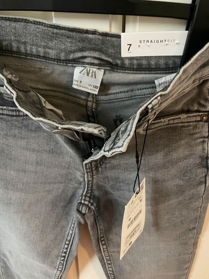 ZARA Jeans, NEU, grau, 122 in Hamburg