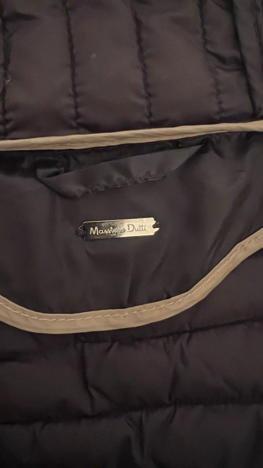 Massimo Dutti. Jacke  S in Düsseldorf