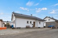 ***PROVISIONSFREI*** Sofort bezugsfreies, saniertes Einfamilienhaus mit sonnigem Grundstück Baden-Württemberg - Ertingen Vorschau