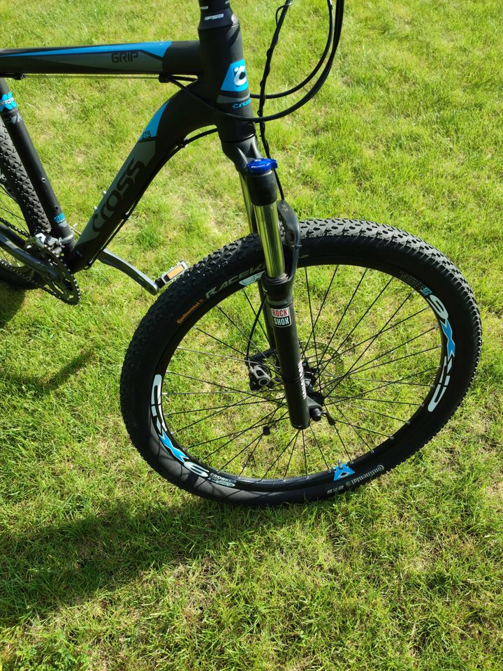 Mountainbike von der Marke Cross 27,5 Zoll Shimano XT in Haßfurt