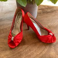 Rote Pumps mit Strass Größe 38 Hochzeit Abiball Nordrhein-Westfalen - Billerbeck Vorschau