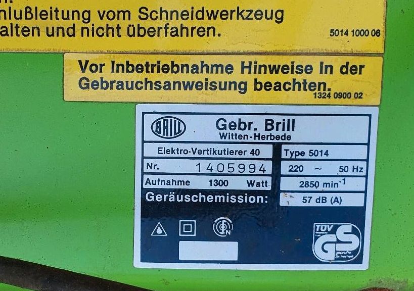 Brill Elektro Vertikutierer 40 Typ 5014 Rasenlüfter Moosentferner in Remseck am Neckar