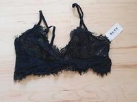 NA-KD Unterwäsche Top Lace Strap Bra BH M 36 38 Schwarz neu Brandenburg - Schildow Vorschau