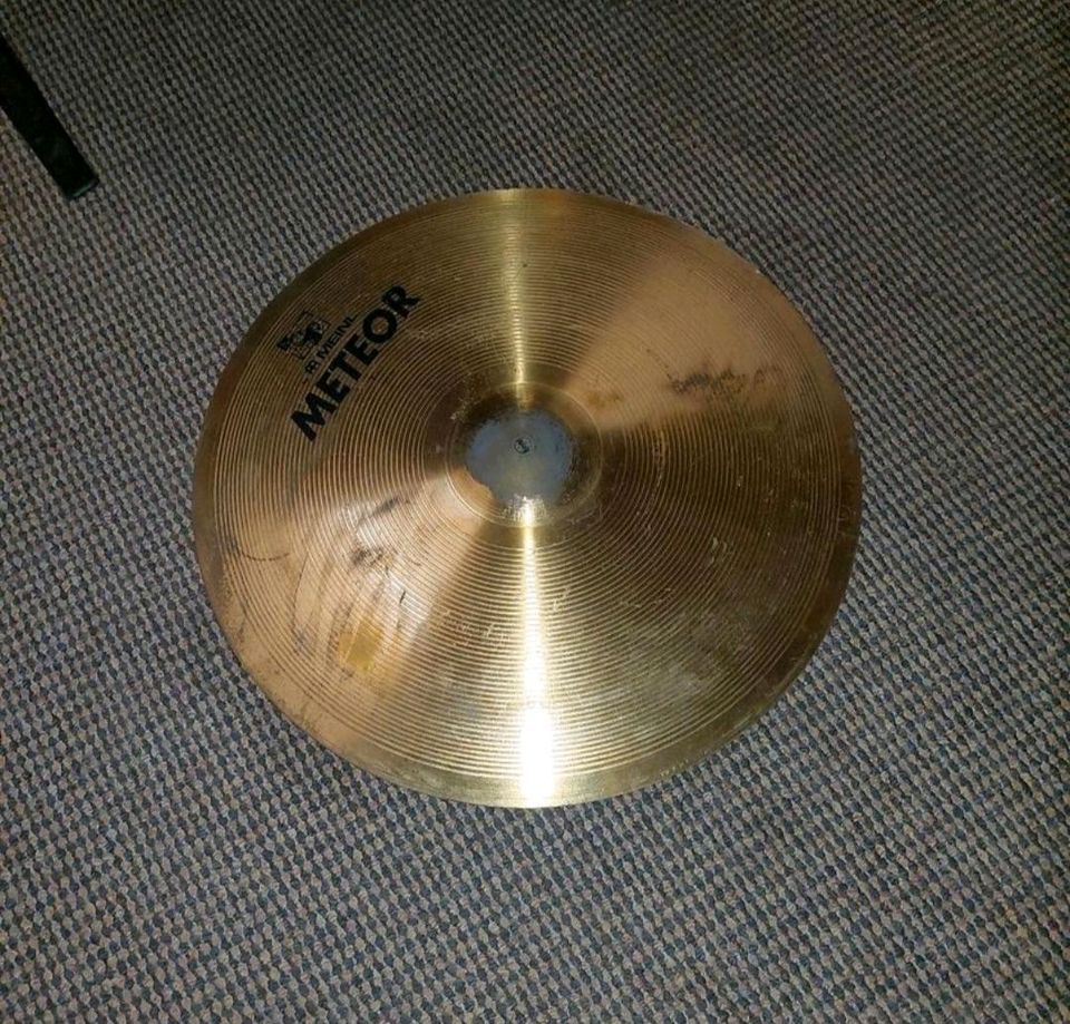 4 Günstige Becken Cymbals - Meinl - Paiste - Solar by Sabian u.a. in Kiel