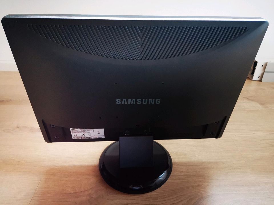 Samsung Monitor SyncMaster 226bw in Wartenberg