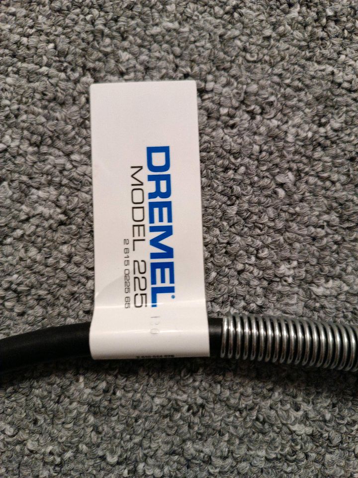 Dremel 225 flexible Welle für Feinbohrschleifer in Neusäß