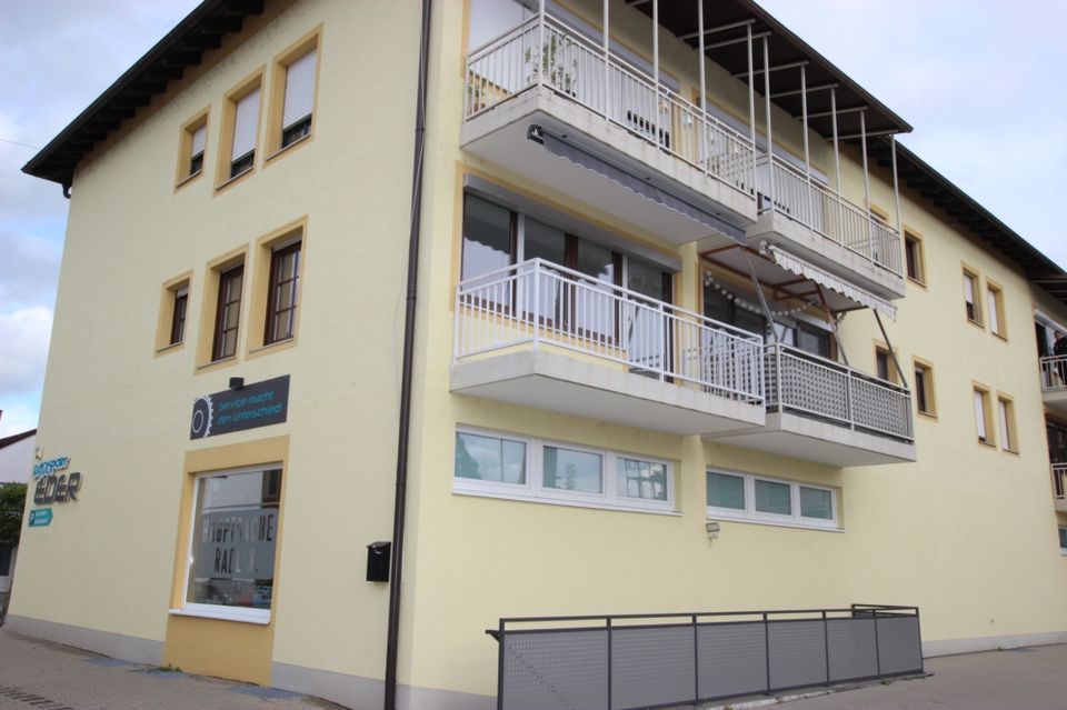 schöne 3 Zi.-Eigentumswohnung mit Garage in zentraler Lage - 488 in Simbach