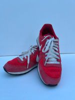 Nike Internationalist rot| weiß Altona - Hamburg Othmarschen Vorschau