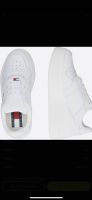 Tommy Hilfiger Sneaker Gr. 38 Bayern - Stadtbergen Vorschau