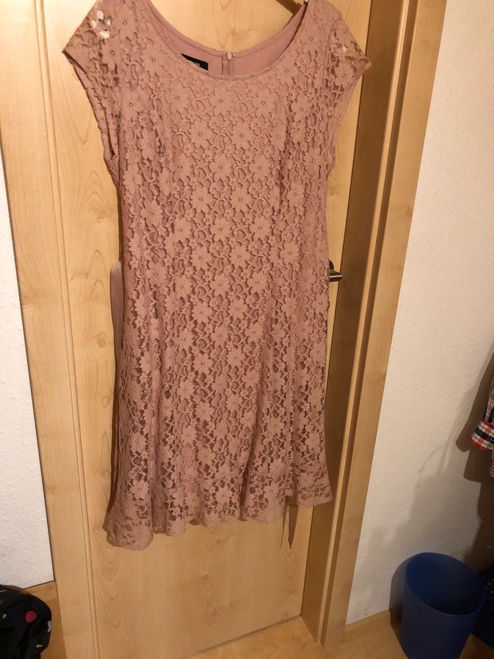 Kleid von Taifun Gr 42 Roséfarben in Kaisheim