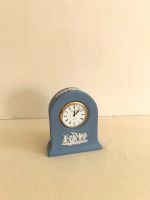 Zierliche Wedgwood Uhr Jasperware blau England Hessen - Lorsch Vorschau