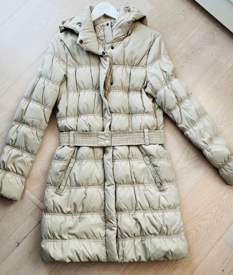 Daunenmantel Daunenjacke Damen Wintermantel Winterjacke L MANGO in Mainz