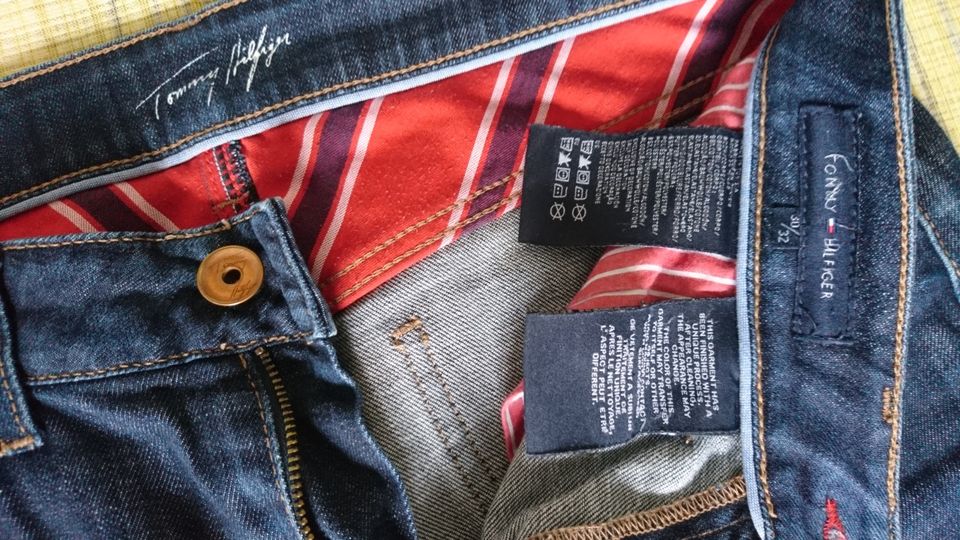 Damen Jeans von Tommy Hilfiger Gr.30/32 ,in blau in Hückelhoven