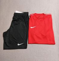 NIKE Set DRI-Fit Shirt rot/Short schwarz Größe M NEU Bayern - Schongau Vorschau