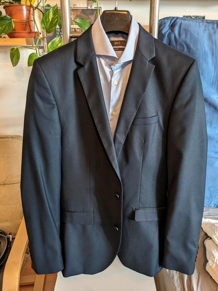 Sakko dunkelblau Größe 94 mit Hemd hellblau Größe 37/38 Slim Fit in Essen