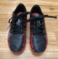 Hallenfußballschuhe Puma, Gr. 36; schwarz/rot Baden-Württemberg - Neuhausen Vorschau