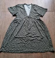 Pull & Bear  Kleid Gr.M und Kapalua Kleid Gr.40 Preise s.Beschrei Niedersachsen - Oyten Vorschau