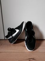 Nike basketball Schuhe sneaker gr 37  37.5 basketballschuhe Hannover - Herrenhausen-Stöcken Vorschau