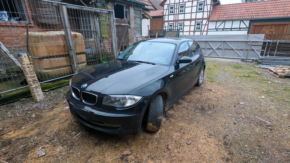 1ner BMW von 2009 mit 99000 in Sollstedt (Wipper)