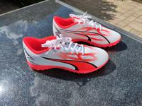 Puma Ultra Play Fußballschuhe neu Gr 41 Nordrhein-Westfalen - Dormagen Vorschau