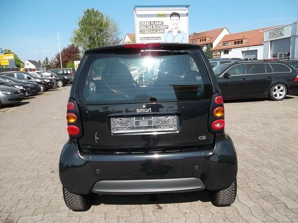 Smart ForTwo CDI AUTOM TÜV 05.2024 KLIMAANLAGE in Garbsen