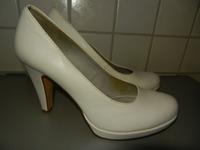 Tamaris Pumps Gr. 39 cremeweiss ca. 9,5cm Absatz Damenschuh Sachsen - Chemnitz Vorschau