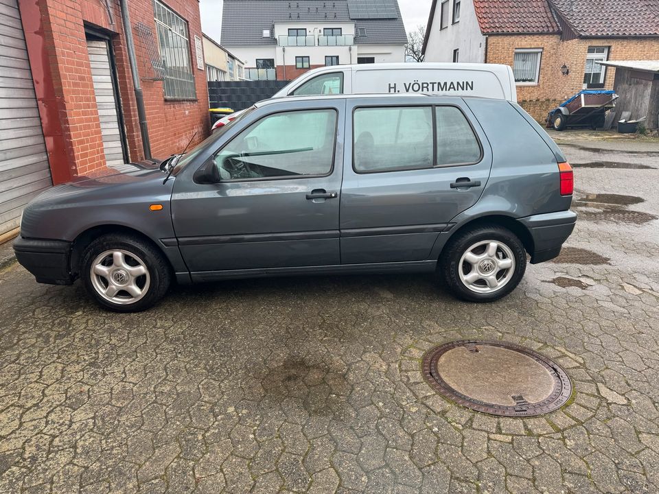 Golf 3 1.6 tüv bis Januar 2026 in Wathlingen